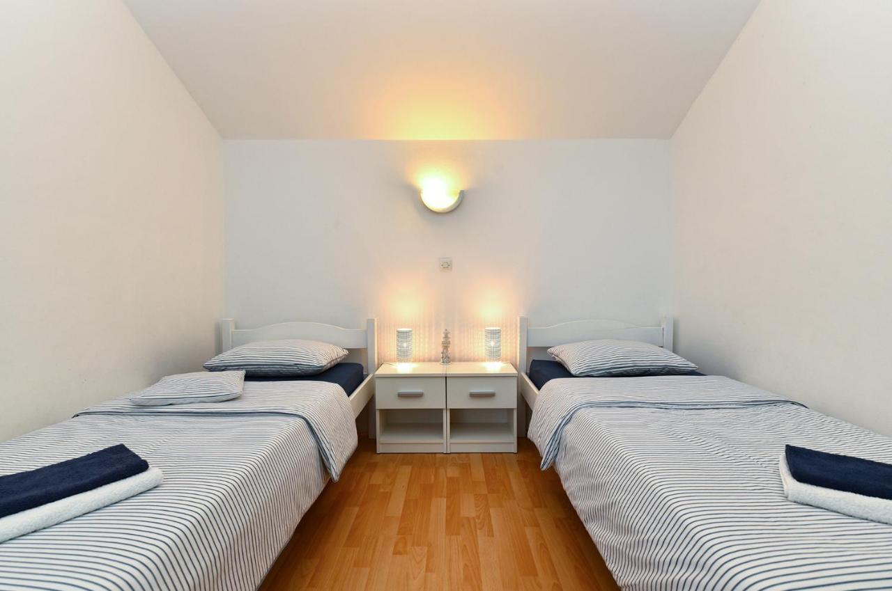 Apartment Mladen 1860 Medulin Bagian luar foto
