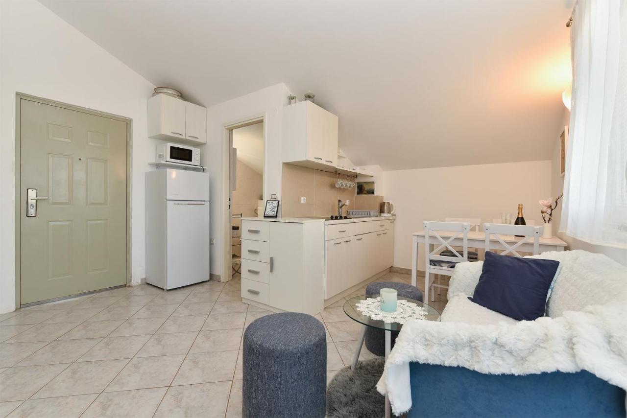 Apartment Mladen 1860 Medulin Bagian luar foto