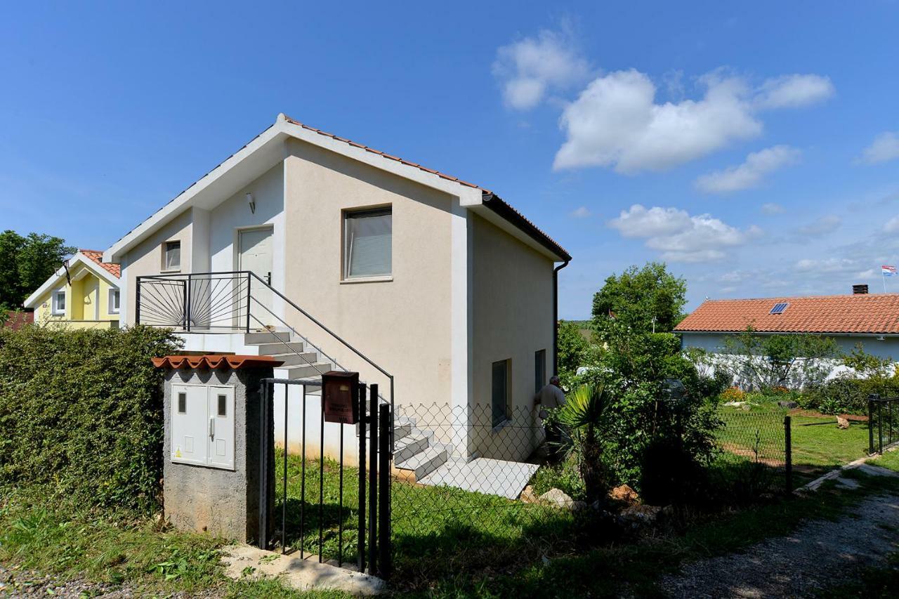 Apartment Mladen 1860 Medulin Bagian luar foto